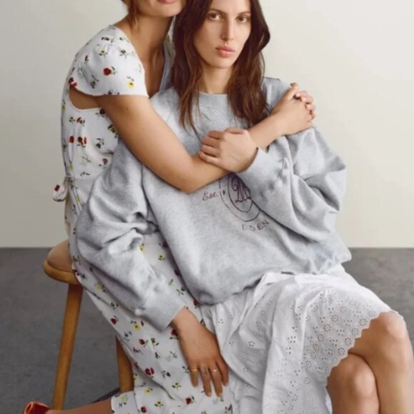 Gap x DÔEN Gray Vintage Sweatshirt Size Medium - Picture 1 of 10